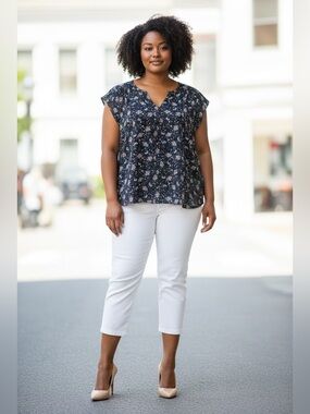 REITMANS, XXL Plus Size, Floral Blouse Bi-Material Stretch Navy Pink Boho Top